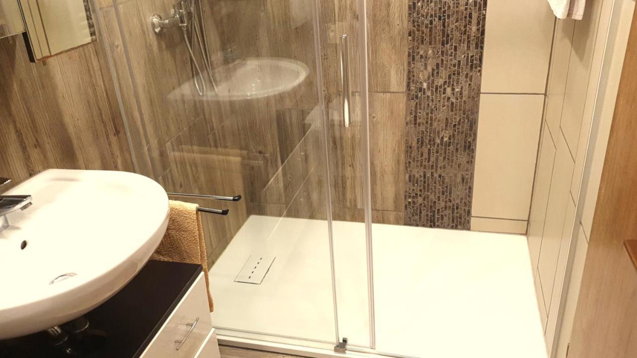 Ferienwohnung Am Rauenhuebel Völklingen Екстериор снимка
